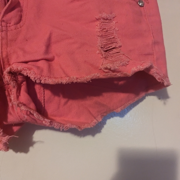Pink denim shorts size 5 Poshmark will only let me select 6 - Picture 5 of 5